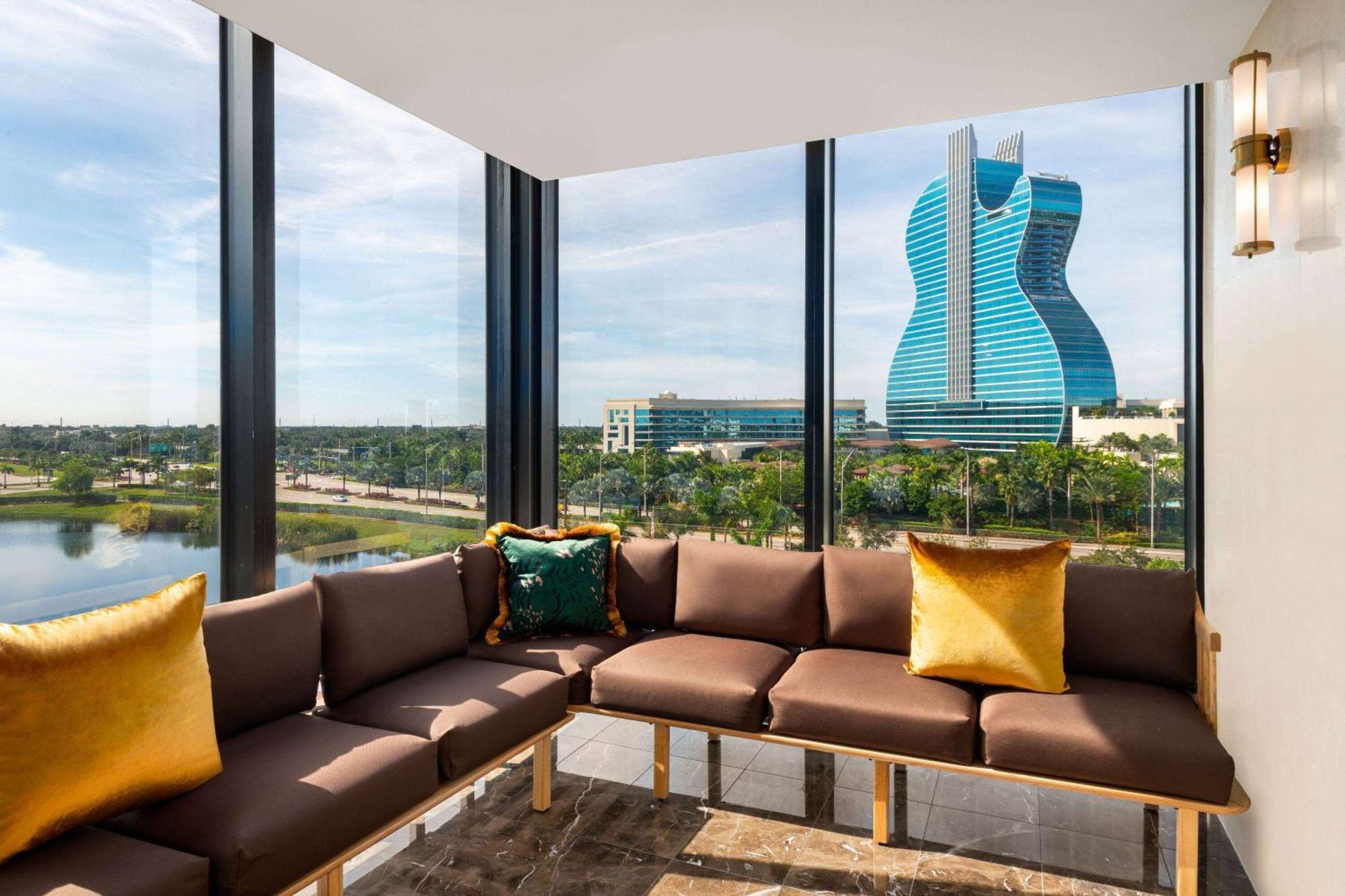 Dolce By Wyndham Hotel Hollywood
