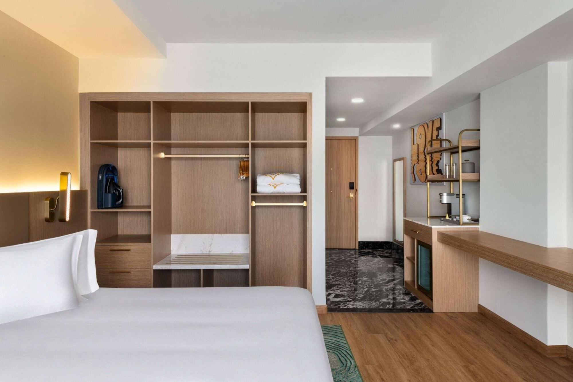 Dolce By Wyndham Hotel 4*