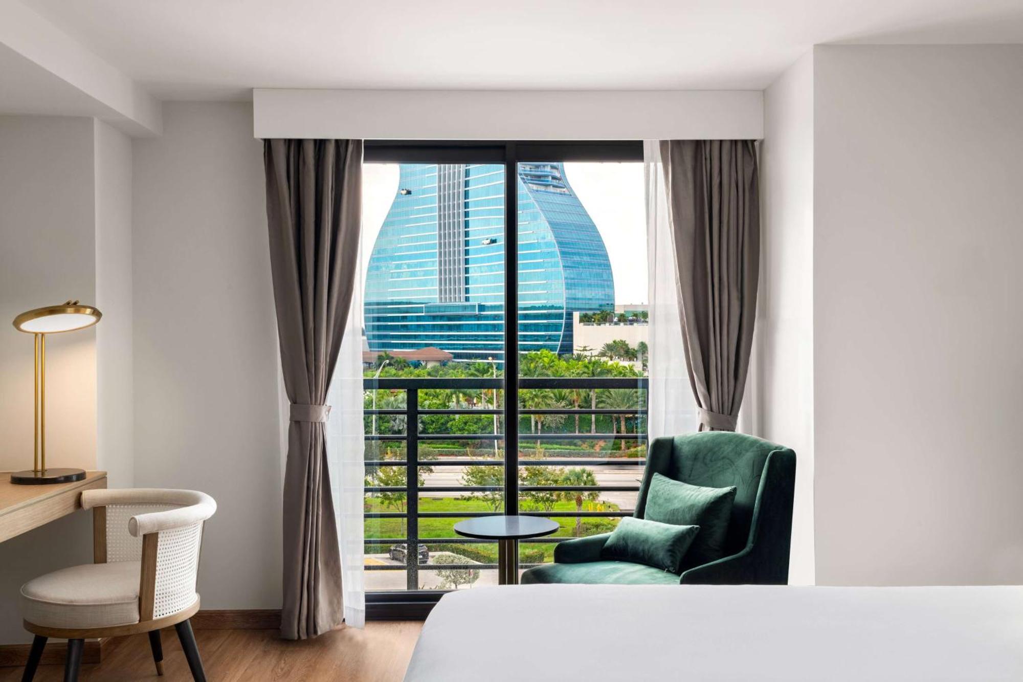 Dolce By Wyndham Hotel Hollywood